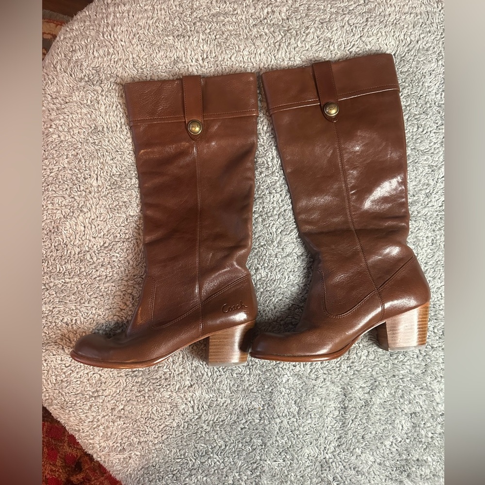 Tall Coach boots. Size 8.5. Excellent Condition. - Picture 2 of 5